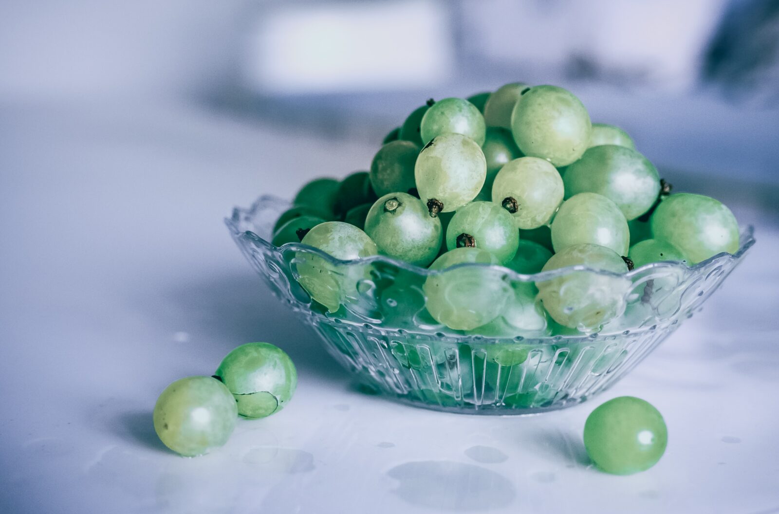 There's no need to avoid fruit, This is not a banned food.