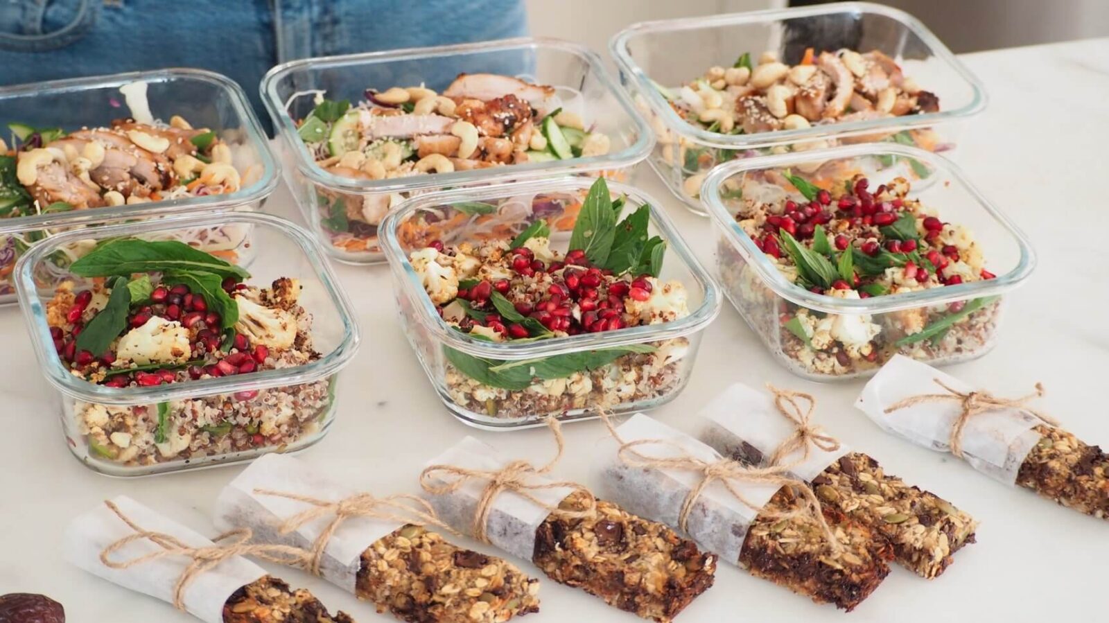 Use Back to Basics to make these healthy muesli bars or meals for your family. Image: Lyndi Cohen